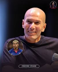 35' FOUL ON JOAN GARCÍA! MURIQI HITS JOAN'S HEAD WITH HIS BOOT!