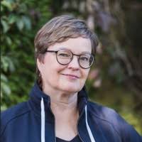 100+ profilů „Sandvik“