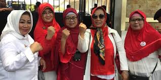 Jokowi akhirnya mundur demi ekonomi dan rakyat, jokowi mengaku telah gagal menjadi presiden! Demo Minta Jokowi Mundur Dari Presiden Emak Emak Ini Ajak Pilih Prabowo Merdeka Com