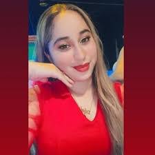 Lily Castillo's Instagram, Twitter & Facebook