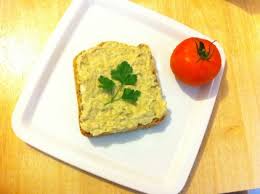 18.în timpul iernii acest deliciu vă va răsfăța papilele gustative! ReÅ£etÄ SalatÄ De Vinete Cu MaionezÄ CeapÄ Si Usturoi Mamebune Ro