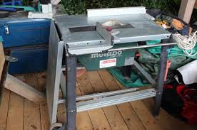 Metabo table saw ts 254 extremely light table saw with trolley function for more mobility on the construction site. Scie Circulaire De Table Metabo Tkhs 315 M 3 1 Wnb Metabo A 390 74290 Menthon Saint Bernard Haute Savoie Rhone Alpes Annonces Achat Vente Materiel Professionnel Neuf Et Occasion Scies Circulaires Electroportatives Et Lames