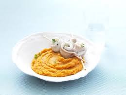 Puree De Carottes A La Vanille Et Brochette De Sole Recette Puree Carotte Recette Puree Recette Orange
