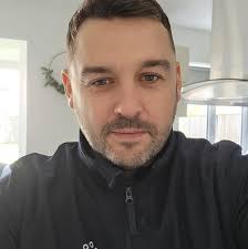 Hi I'd like to give Daniel from Elite cleaning a big cheer. He has been  today to clean our carpets and what a job he has done. Such a nice chap and