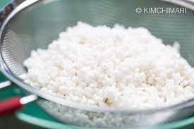 A cup of plain, uncooked rice contains anywhere from 5,000 to 10,000 grains. How To Make Rice Flour For Rice Cakes Maepssalgaru For Tteok Kimchimari