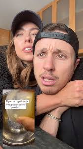 Laurie Steen's Instagram, Twitter & Facebook