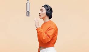 Woman lyrics little simz ft. Cleo Sol Glitter Magazine