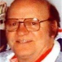 Milton W. Hoff Obituary