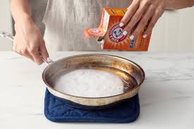 How do you clean a pan with burnt on food? How To Clean A Burnt Pot Or Pan How Do You Clean Scorched Stainless Steel Pan Apartment Therapy
