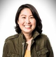 Davina Chan's Instagram, Twitter & Facebook