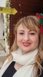 🎄 Le 20 et 21 décembre, le village de Noël de Saint-Victoret vous ouvre  ses portes ! , Je serai présente pour la 2ᵉ année consécutive, dans la  salle voûtée (au fond du jardin à gauche) , avec mon ...