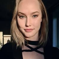 60+ "Emma Levin" profiles