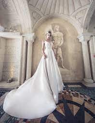 Eddy K At The Villa Casa Casuarina Former Versace Mansion Versace Mansion Wedding Dresses Designer Bridal Gowns