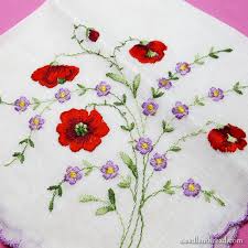 Pattern machine embroidery design download this design. Hand Embroidery Vs Machine Embroidery And How To Tell The Difference Needlenthread Com