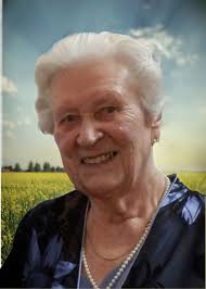 Marianne Handler (95)