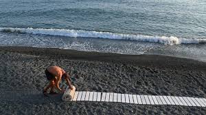 Клубная инфраструктура, приватный пляж, благоустроенная территория. V Sochi Posle Shtorma Otkryli Vse Plyazhi Rt Na Russkom