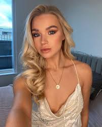 Theres always room for improvement! Abbie Quinnen Suffers Third Degree Burns After Attempting Viral Social Media Hack 9honey