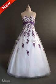 Wholesale A Line Sweetheart Purple Embroidery Beads Taffeta Sash Ball Gown Lace Up Tulle Purple Wedding Dress A Line Bridal Gowns Victorian Style Wedding Dress