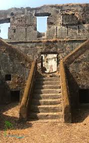 Mahim Fort – Historical Fort near Kelva ...