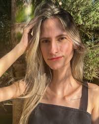 Alessandra Vinkel (@ale_vinkel) • Instagram photos and videos