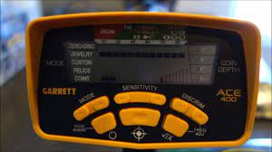 Like most garrett metal detectors, the ace 400 is highly sensitive when set to its top sensitivity segments and is great at picking out targets. Metal Detecting Garrett Ace 400 Review And Testing Youtube
