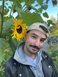 Best place for snacks and drinks in Oost?