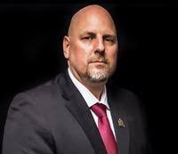 Scott Kliewer's Instagram, Twitter & Facebook