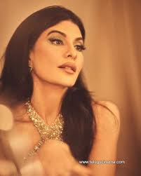 Jacqueline's close up pics