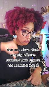 How does Tessdear stream every Taylor Swift show?