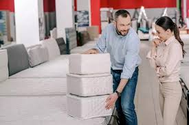 Yataş, i̇stikbal, i̇şbir, mondi, bellona, i̇daş, bambi, yatsan gibi pek çok yerli ve kaliteli yatak markasına sahibiz. Yatak Satin Alirken Dikkat Edilmesi Gerekenler