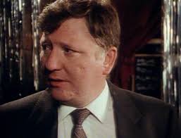 London's Burning" Episode #3.8 (TV Episode 1990)