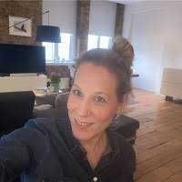 1300+ "Elke" profiles