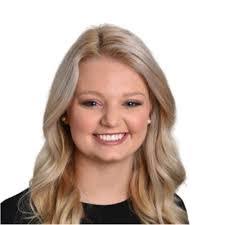 Lisa Mcelfresh's Instagram, Twitter & Facebook