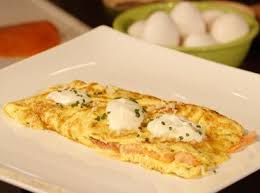 Omelette Au Saumon De Norvege Fume Et Fromage Idees Et Recettes Carrefour Omelette Recette Omelette Recette