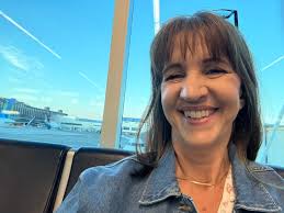 It is an early morning as I head to Minnesota to facilitate Cracking the  Communication Code for Brian McDonald and his team 🌟