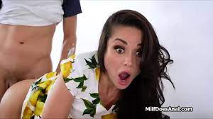 Spicy Latina milf booty meets big dick for anal - XNXX.COM