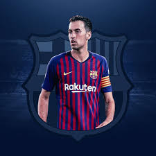 Born 16 july 1988) is a spanish professional footballer who plays as a defensive midfielder for barcelona and the spain. Sergio Busquets Barcelona Veteran On Club S Changes His Future Sports Illustrated