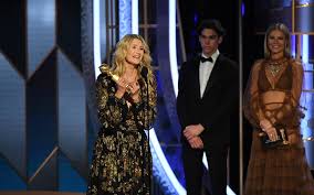 金球獎 （英語： golden globe awards ）是 美國 的一個 電影 與 電視 獎項，以正式晚宴的方式舉行，舉辦方是 好萊塢外國記者協會 （hollywood foreign press association, hfpa）。. 17 é æåå1 å¾ç Netflix å¨2020 å¹´é»å½±é'ççè¶å¤±è½ Technews ç§'ææ°å ±