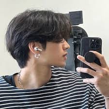 Elliot Barlow (elliotbarlow4)