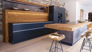 Kuche Mit Holz Sendlhofer Kuchenstudio Und Wohnstudio