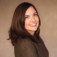 Karissa Bell's Instagram, Twitter & Facebook