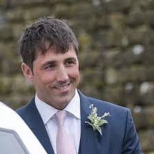 Gavin Henson's Instagram, Twitter & Facebook