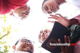 Konsep rahmatan lil 'alamin yaitu tugas nabi muhammad adalah membawa rahmat bagi sekalian alam, maka itu pulalah risalah agama yang dibawanya. Memahami Konsep Rahmatan Lil Alamin Dalam Islam Suara Muslim