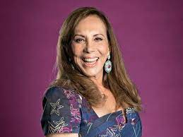 Lya luft, escritora, e arlete salles, atriz. Aos 76 Anos Arlete Salles Fala Sobre Vaidade E Descarta Novos Namoros Seria Patetico