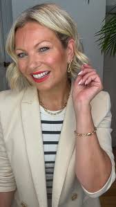 Serving Côte d’Azur chic, but actually just nipping to Bromley Primark for  some £1 flip flops with my buddy @carolem_beauty ❤️🩴🚗, She was very brave  and risked my driving & even worse my parking!! ...