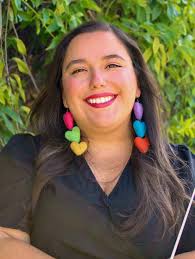 Our next senior spotlight is Madam Vice President, Olivia Elam! We cried a  lot at pop show too, Olivia ❤️