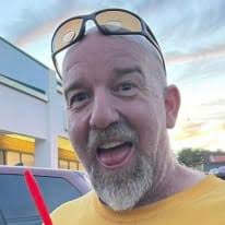 Whitman, MA Roommates & rooms