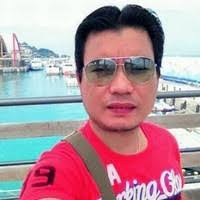 Eric Jasmin's Instagram, Twitter & Facebook