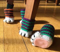 Once you become a cat person, it slowly takes over your life, with one thing after another eventually becoming cat themed. Cat Paw Chair Socks Set Of 4 Socks Chair Socks Chair Socks Crochet Chair Socks Pattern