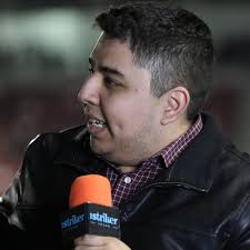 Isidro Martinez (@imcheloo)